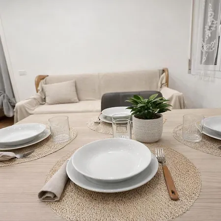 - Affittasi Elvi Home, Con Aria Condizionata Centralissimo A Pochissima Distanza Da Ariston, Casino E Dal Mare * 圣雷默