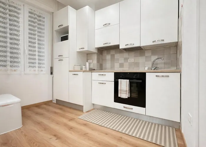 - Affittasi Elvi Home, Con Aria Condizionata Centralissimo A Pochissima Distanza Da Ariston, Casino E Dal Mare 公寓